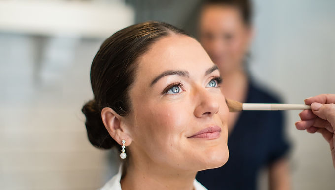 natural glam bridal makeup, cape cod wedding makeup, Plymouth Massachusetts makeup artist, Lacey Strong Makeup Artist, South Shore Wedding 