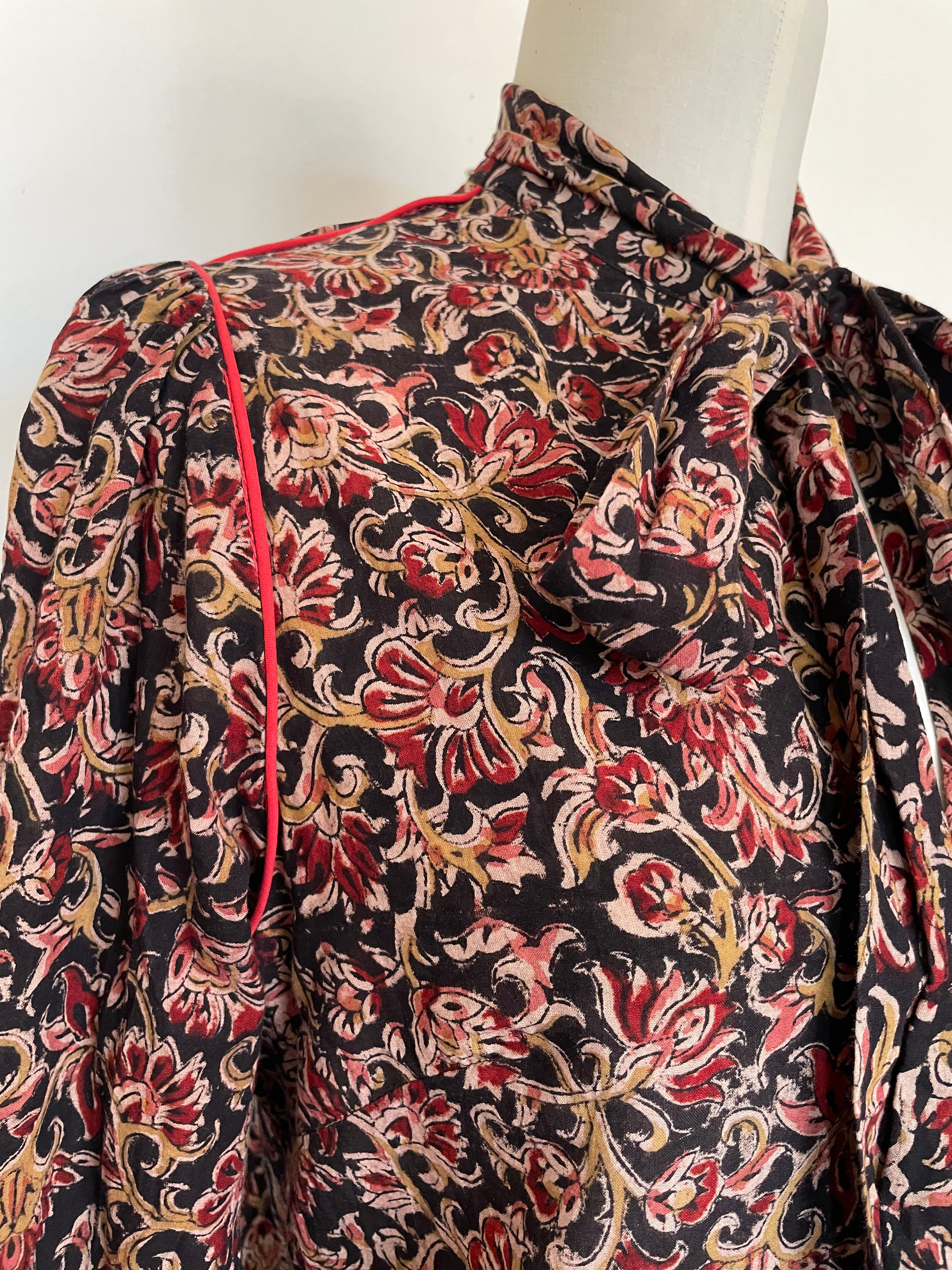 BLOCK PRINT BOW BLOUSE