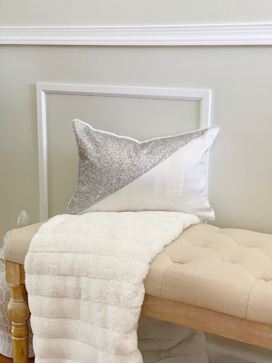 Silver Glam (lumbar) 13x19 Pillow Cover 