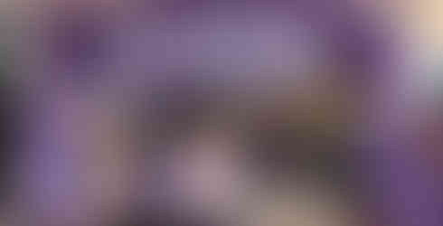 couple photo op storefront