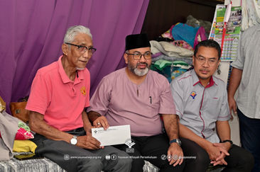 Bantuan Khas YWP kepada Abdul Rahman