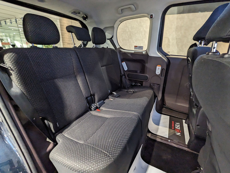 縮圖：2017 Toyota Spade