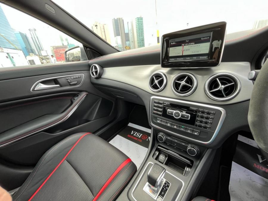 Thumbnail: 2014 Benz CLA 45 AMG 4Matic
