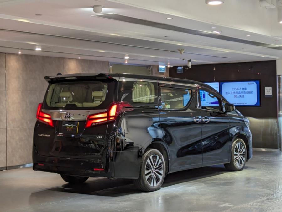 Thumbnail: 2018 TOYOTA Alphard 3.5