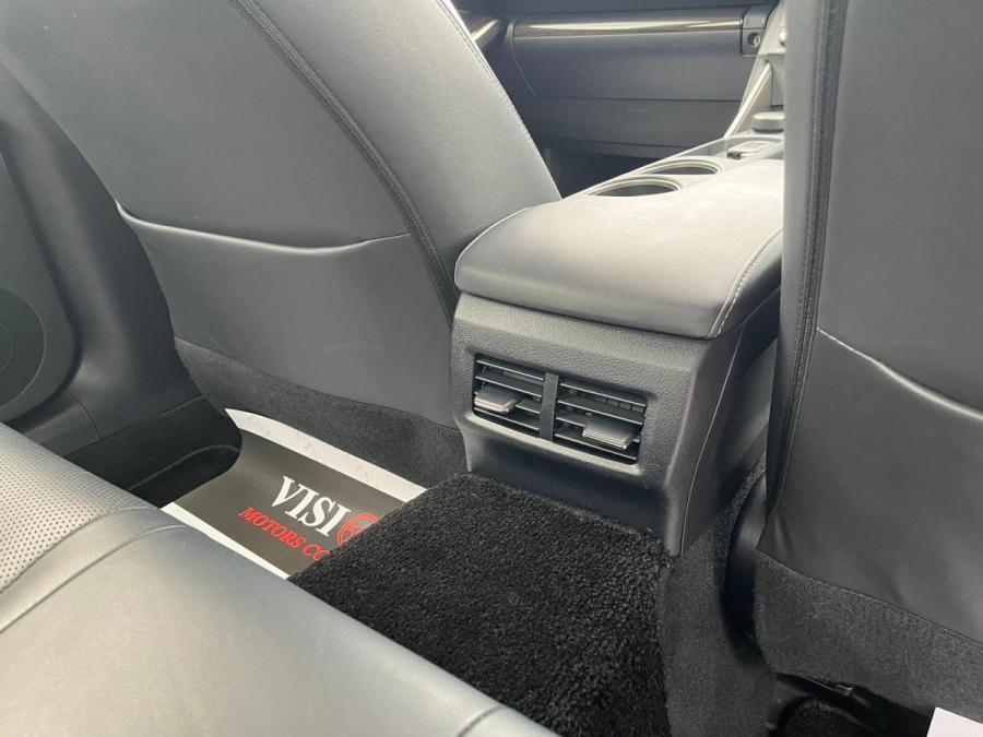 Thumbnail: 2014 Lexus IS250