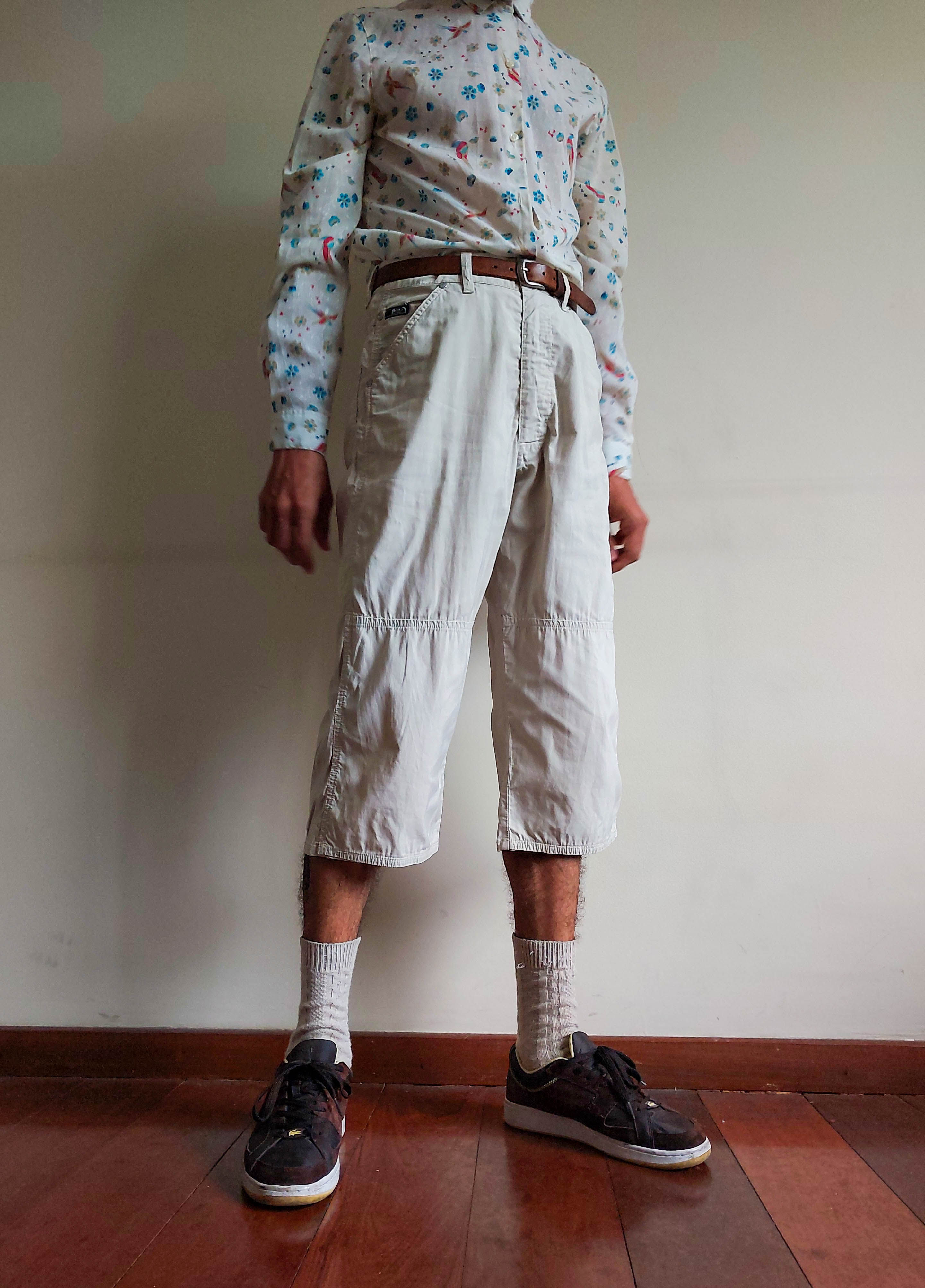 Calça Hugo Boss Pantacourt em algodão (tam 38)