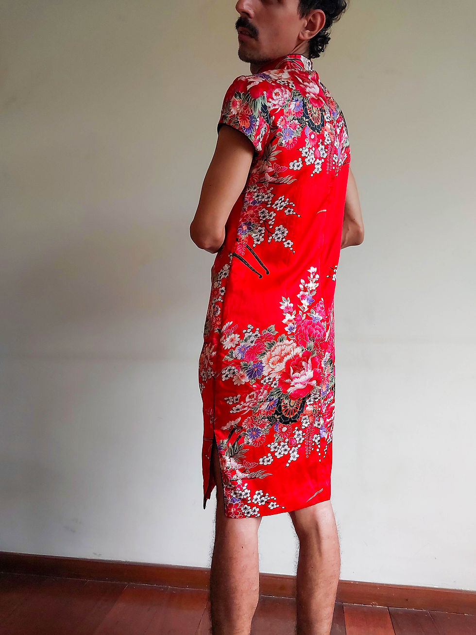 Miniatura: Vestido Régine em cetim de seda (tam M)