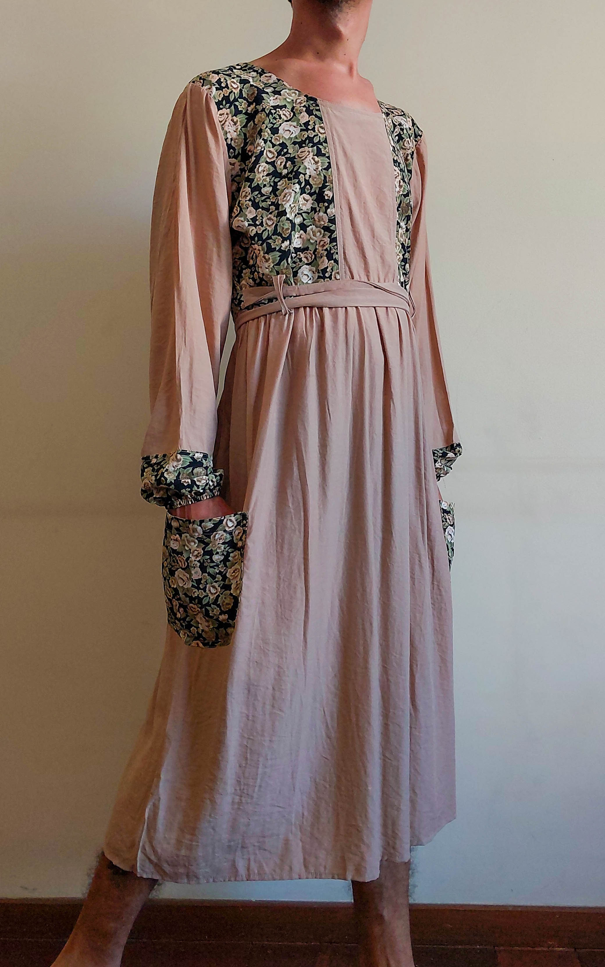 Vestido Crepe Nela Vintage anos 70 (tam M)