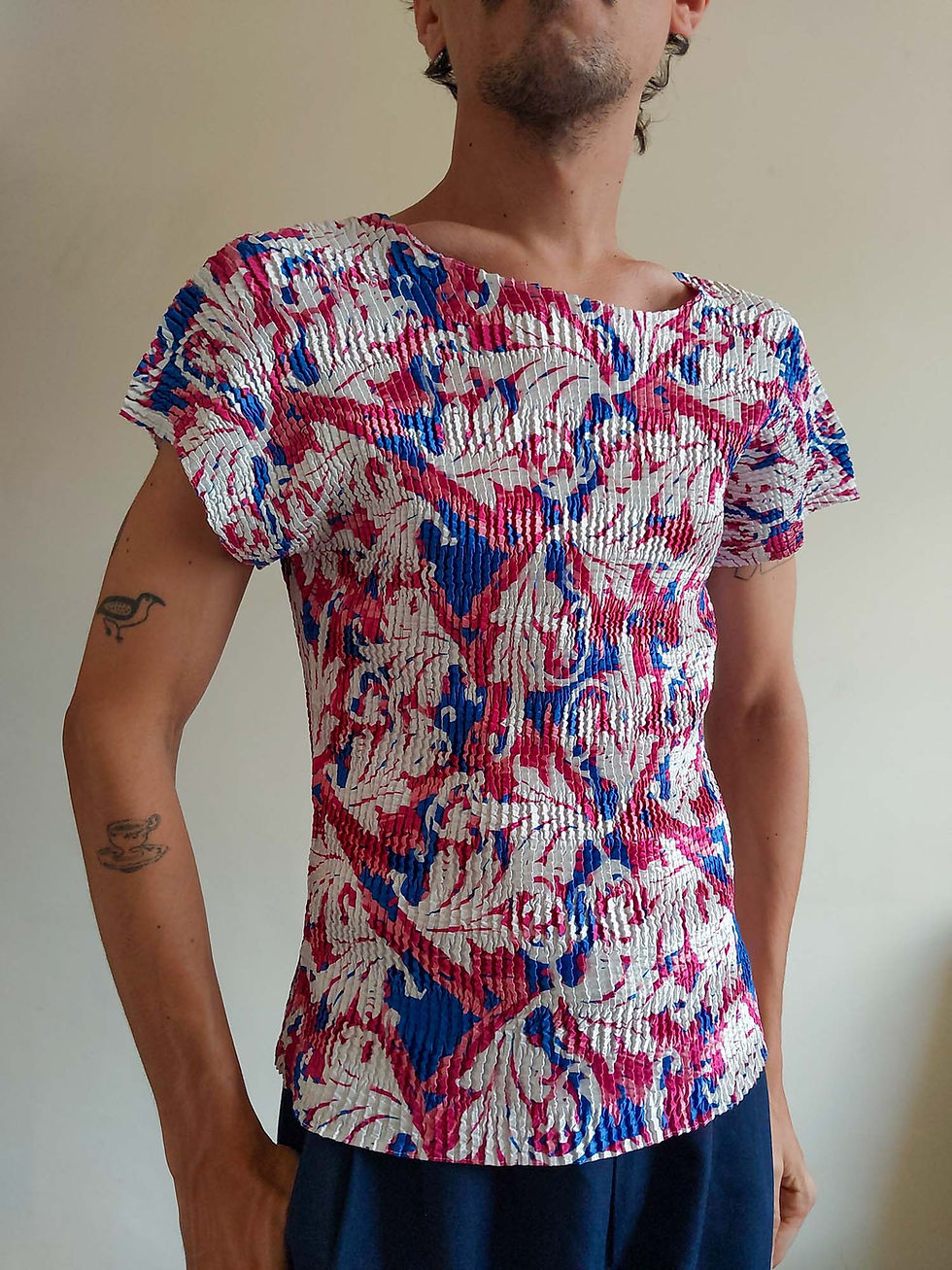 Miniatura: Camiseta Nervuras Floridas (tam G)