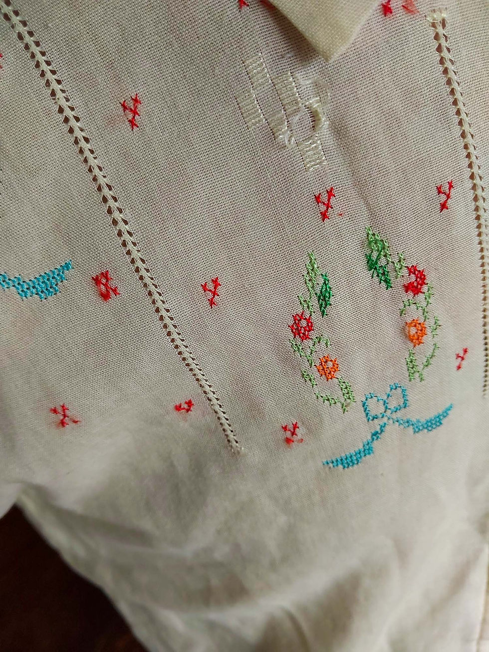 Miniatura: Camisa Vintage Ponto Cruz Cambraia de Algodão (tam P)