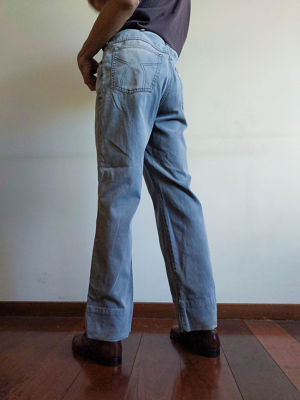 Miniatura: Calça Yves Saint Laurent em Cotelê (tam 46)