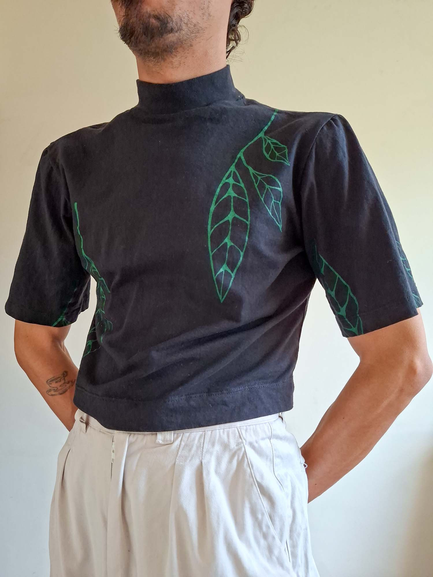 Camiseta Ervas Daninhas (tam M)
