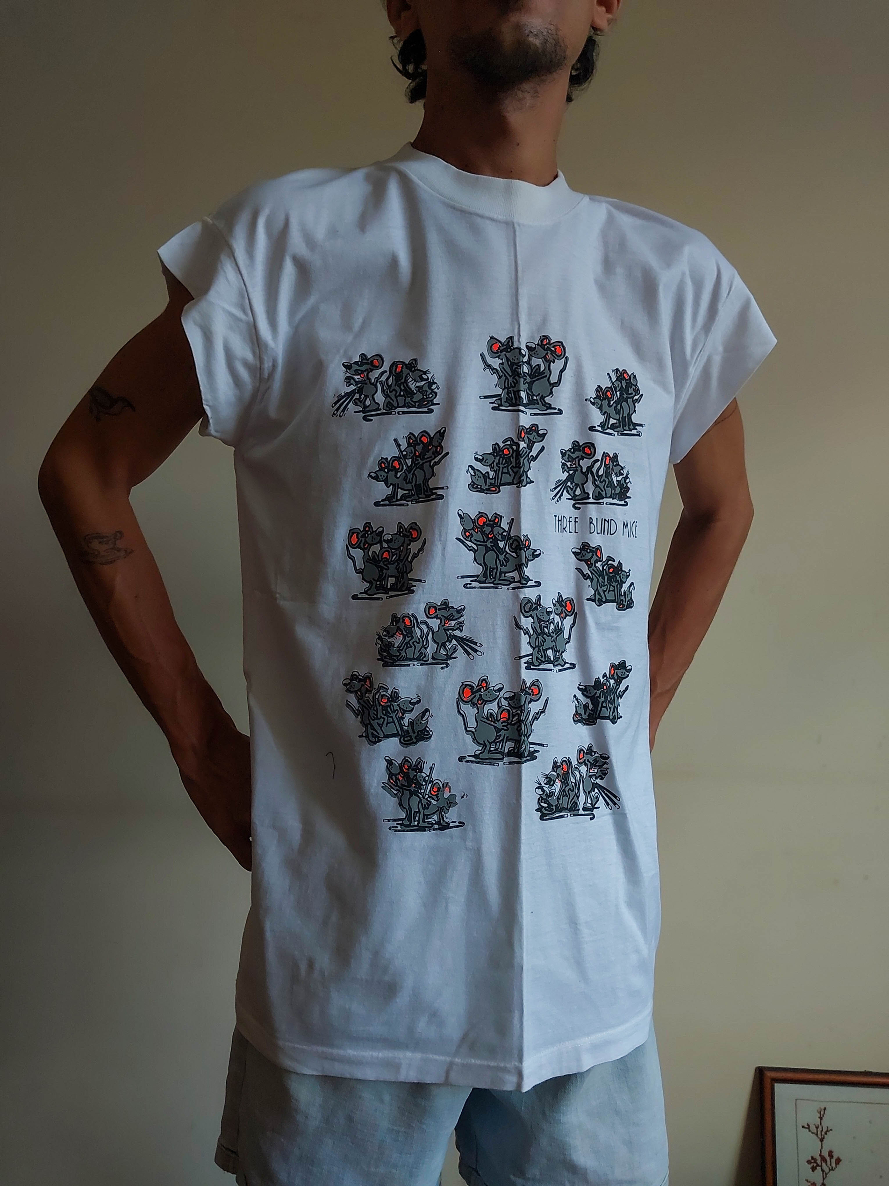 Camiseta 3 Ratos Cegos (tam G)