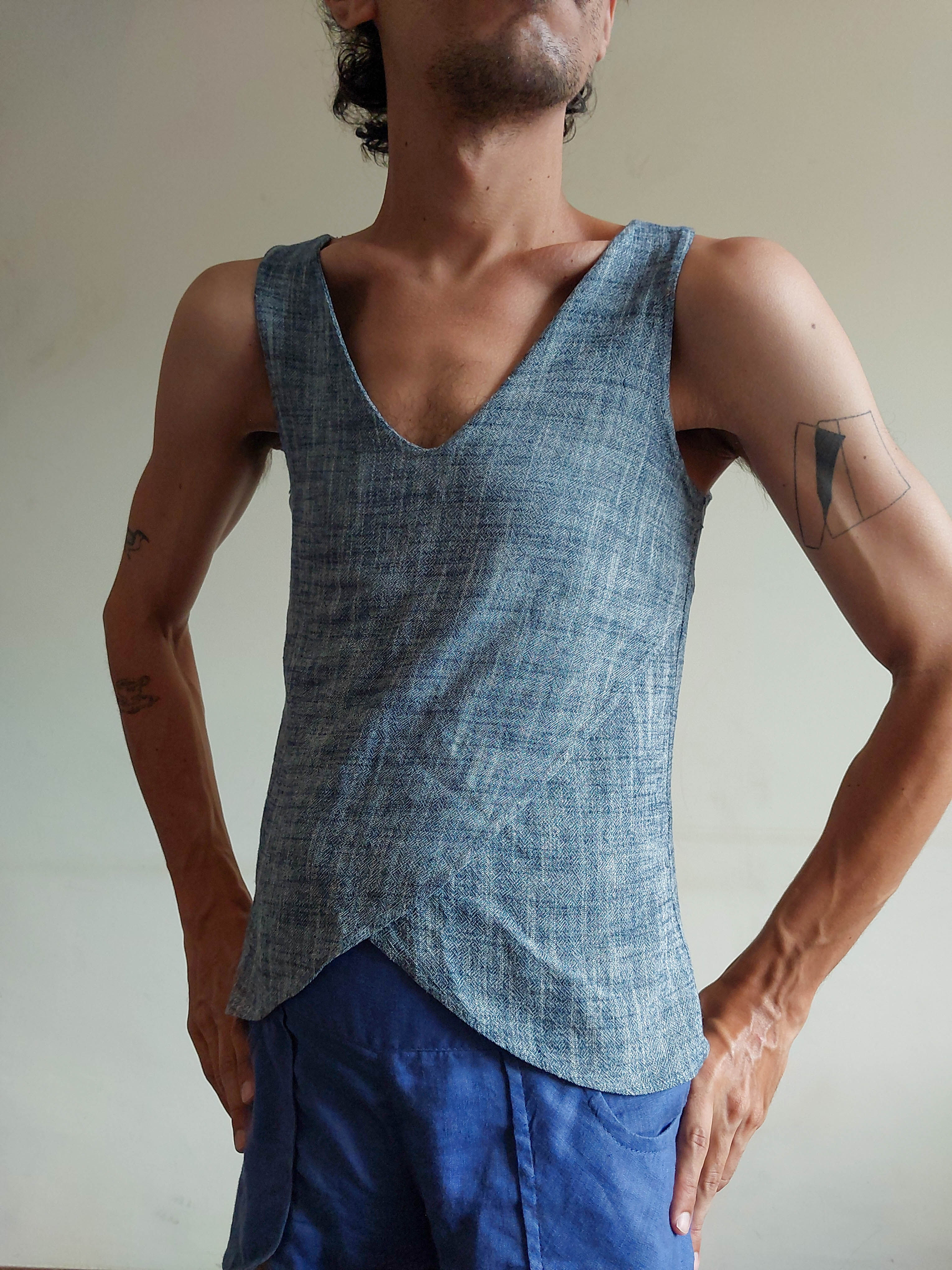 Regata Virgínia Barros em Viscolinho (tam P)