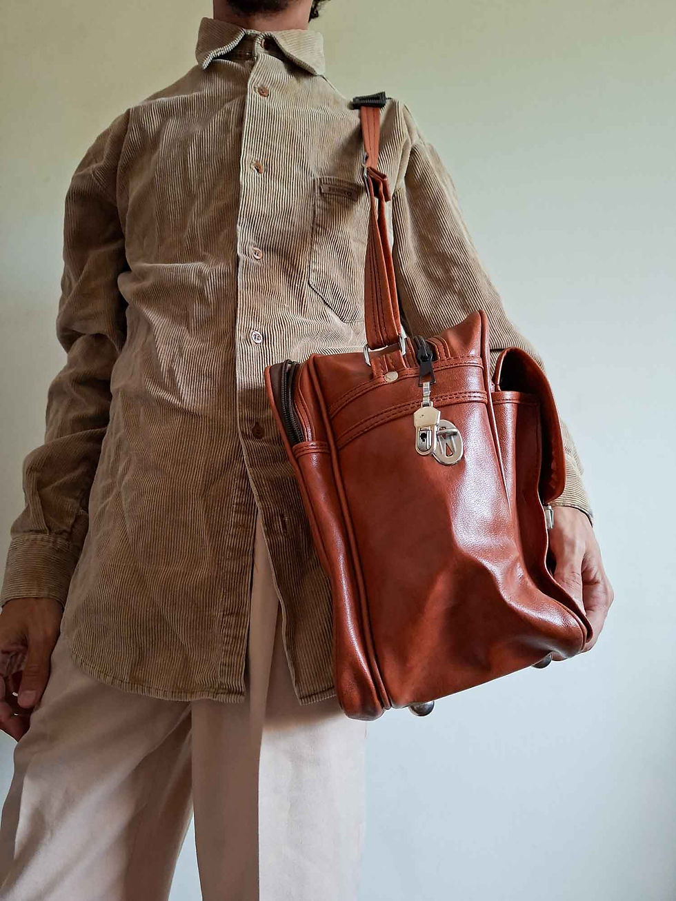 Miniatura: Bolsa vintage Ika em couro legítimo.