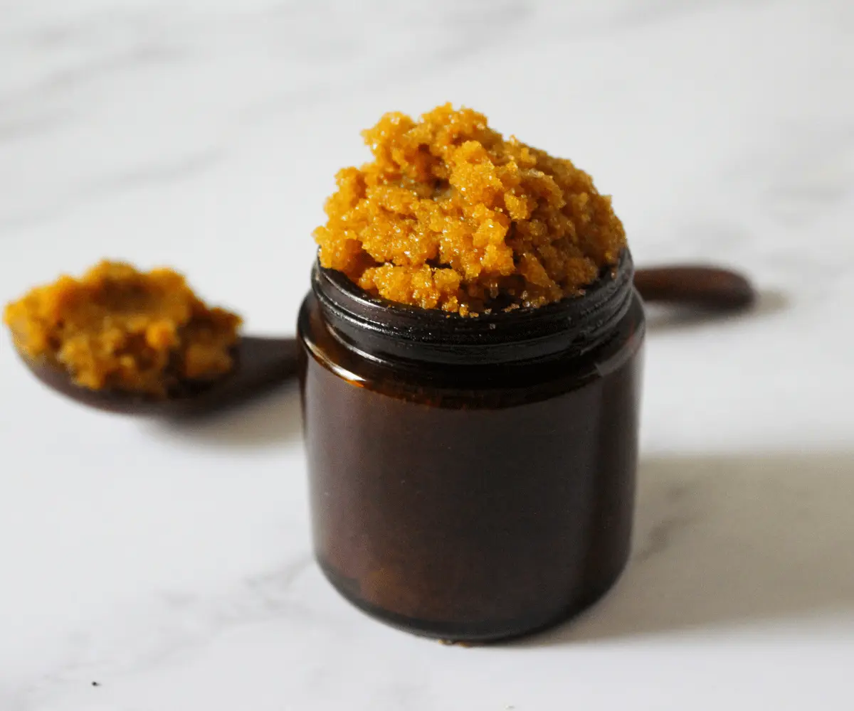 Organic Turmeric & Honey “ Glow” Facial Scrub 