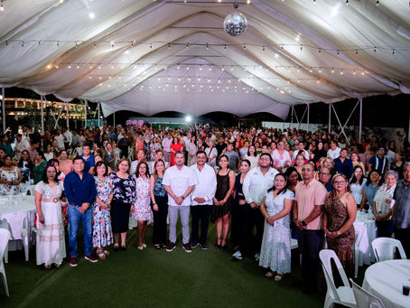 MÁS DE 2,500 MAESTRAS Y MAESTROS CELEBRAN SU DÍA EN GRAN FESTEJO ORGANIZADO POR EL AYUNTAMIENTO DE TUXPAN.
