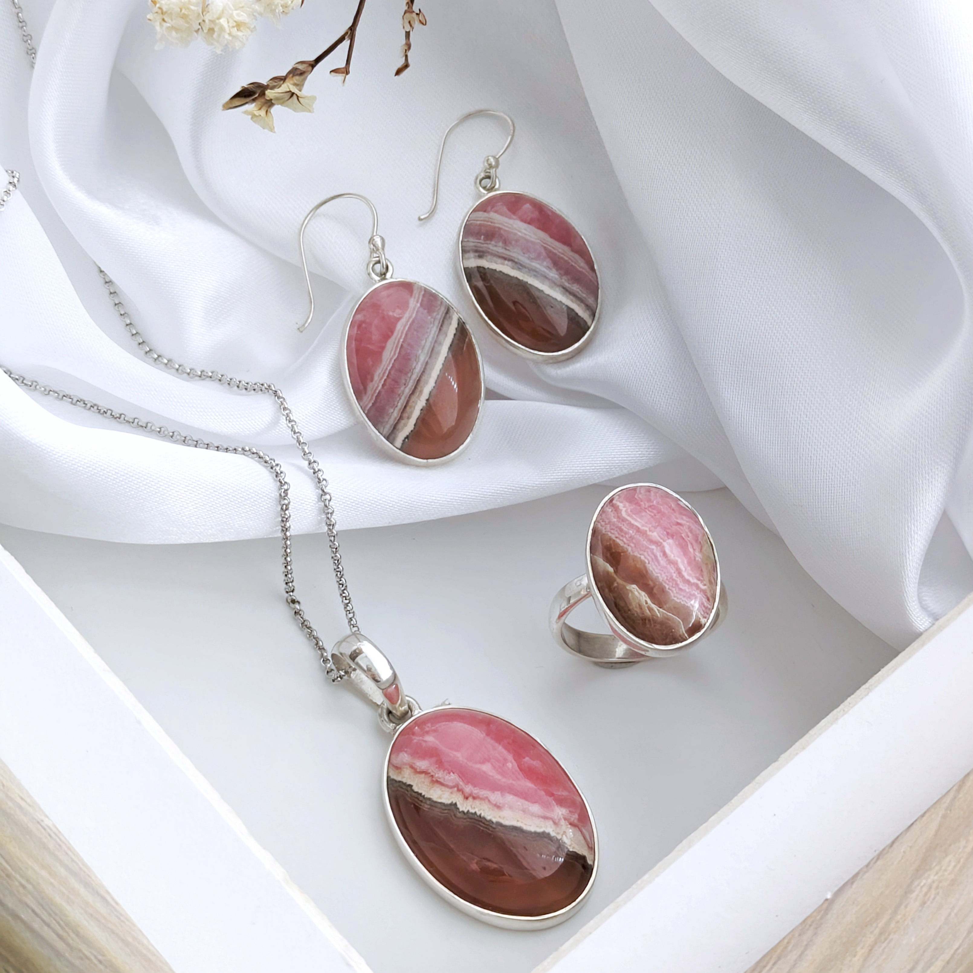 Rhodochrosite Oval Set