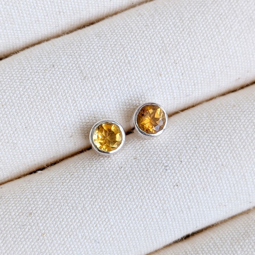 Thumbnail: Encirca Studs