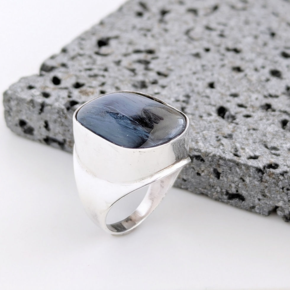 Thumbnail: Blue Tiger Eye Ring