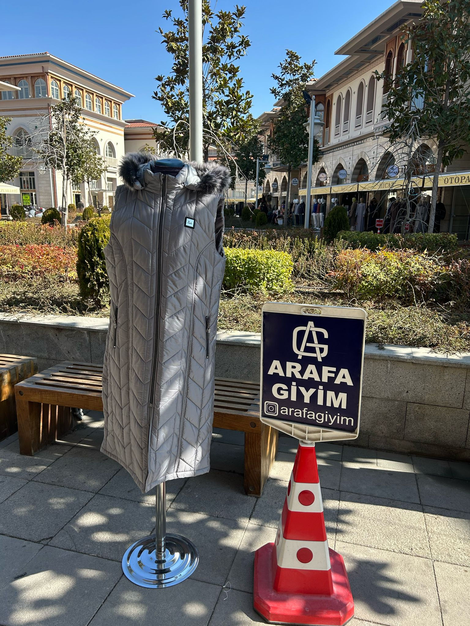 Tam Boy Şişme Yelek