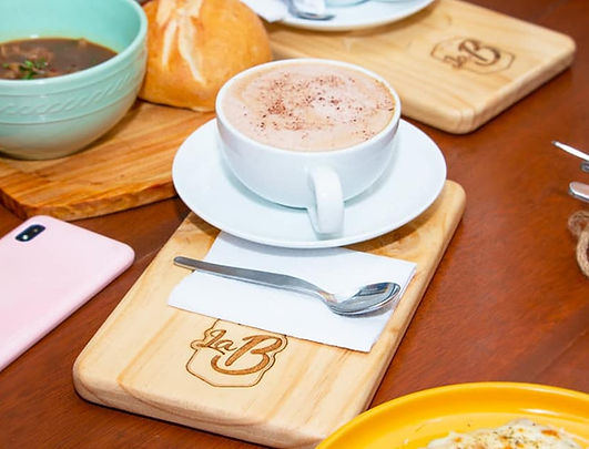 la b cafe.jpg 1.jpg