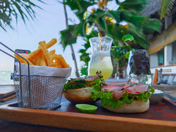 PXL_20251012_141206988.RAW-02.ORIGINAL