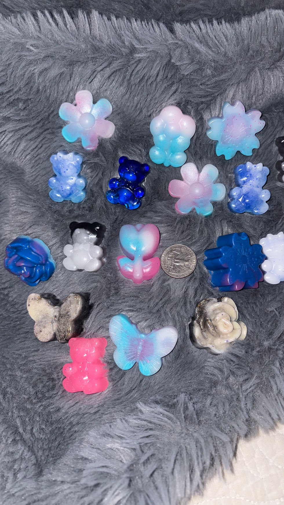 Thumbnail: 4 Mini Charm Mystery Set