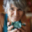 Portrait souriant Christine Andrieu, art-thérapie
