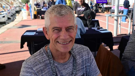 INTERVIEW : René Caplan