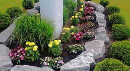 Etobicoke-flower-beds-creation-Woodbridge-retaining-walls-design-build-Toronto