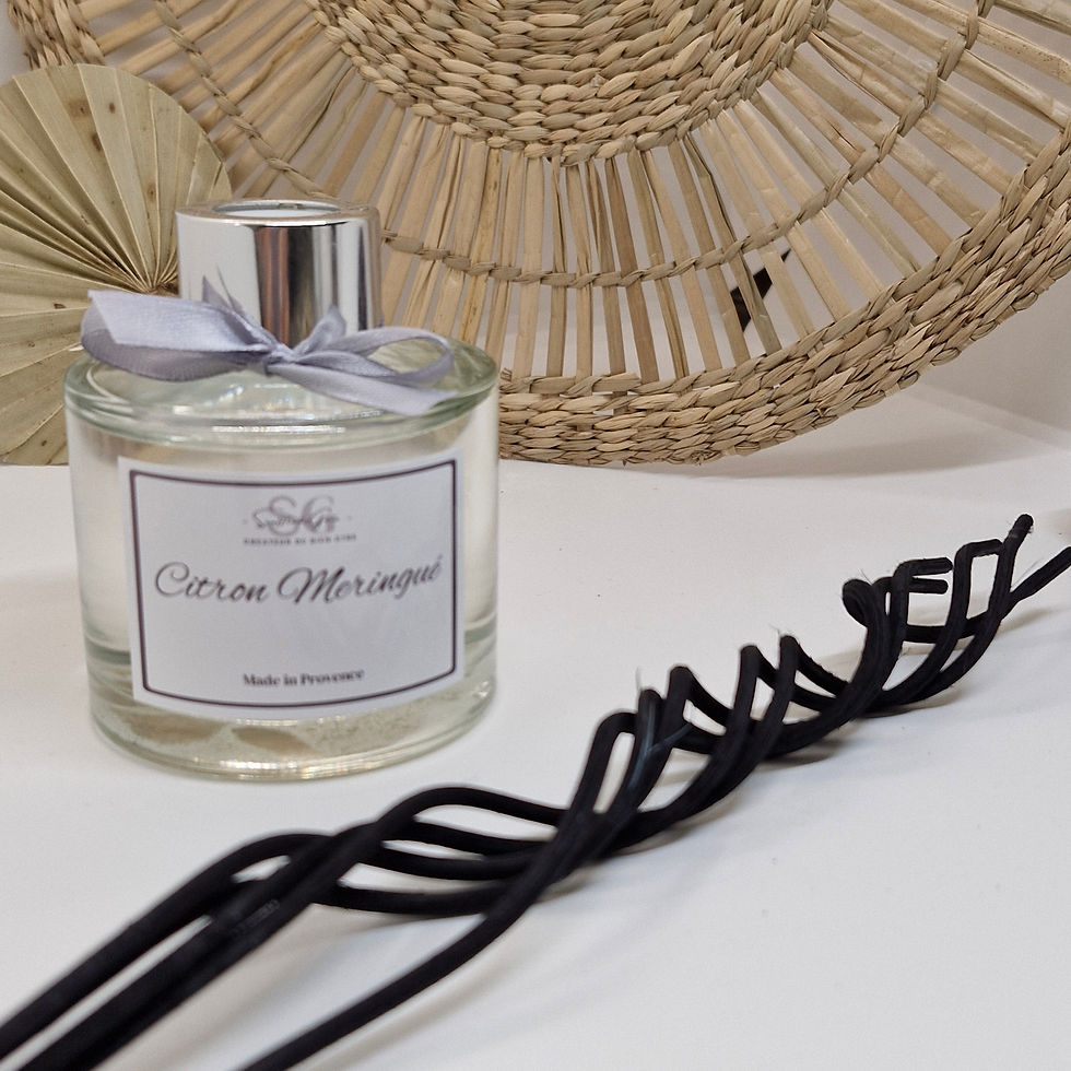 Tiges de diffusion torsadées naturelle