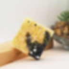 fondant parfumé senteur thé noir vanille - carré avec fleur