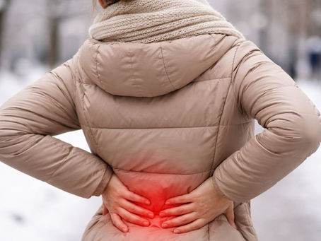 Mal de dos en janvier : pourquoi les douleurs augmentent en hiver ?