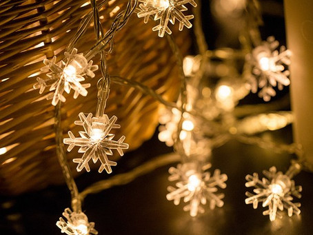 ~*Holiday Hours*~