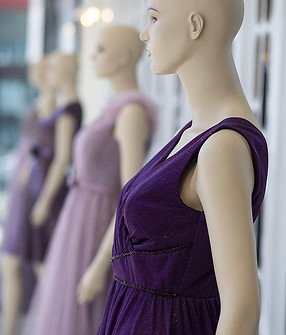 model-mannequin-lifeless-clothes-fashion-showcase-shop-shopping-dress.jpg