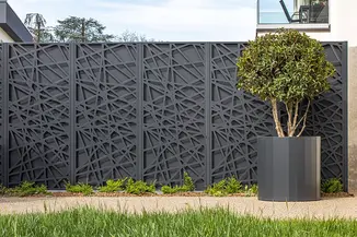 Sichtschutzelemente in grau