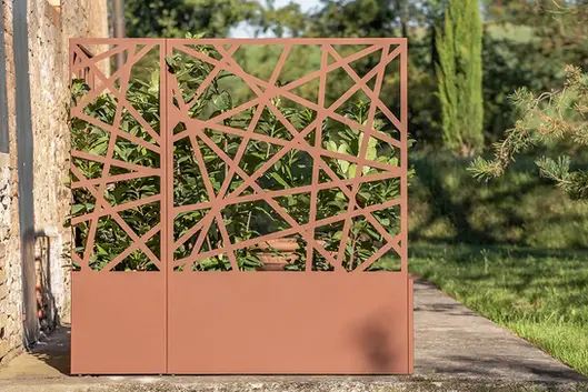 Sichtschutzelement freistehend in braun