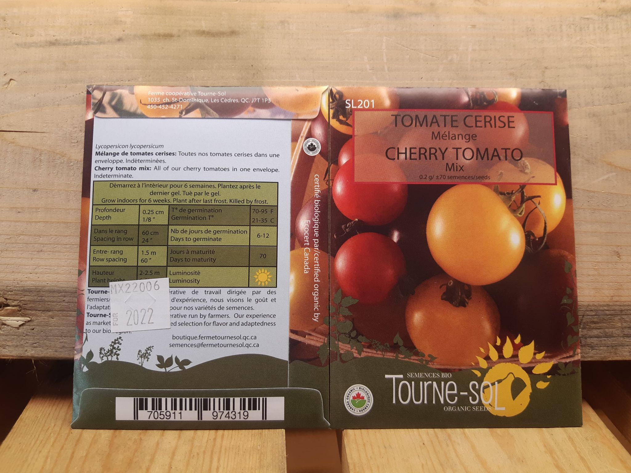 Tomates cerises mélangées