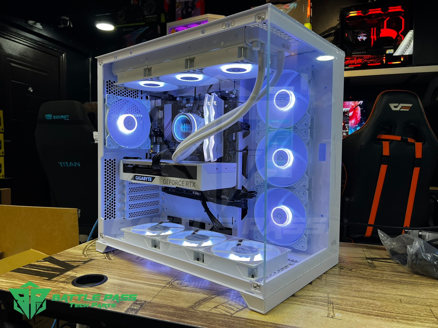 Darkflash C285P Exquisite ATX White Dual-Chambered PC Case (NO FANS INCLUDED)