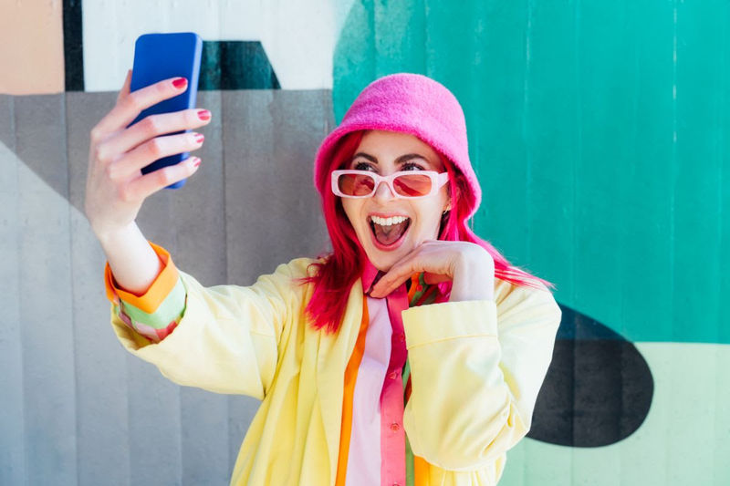 Fast Fashion Still Rules on Instagram and TikTok in 2025 – But the Tide is Turning