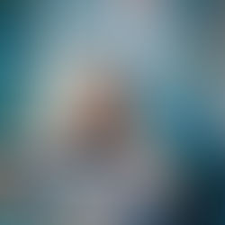 Do You See the Same Colour I See? Simona Ray on Portraiture, Presence, and the Art of Truly Seeing