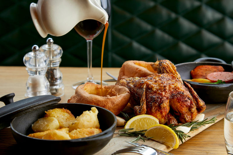Smith’s Bar & Grill Unveils London’s Ultimate Bottomless Sunday Roast