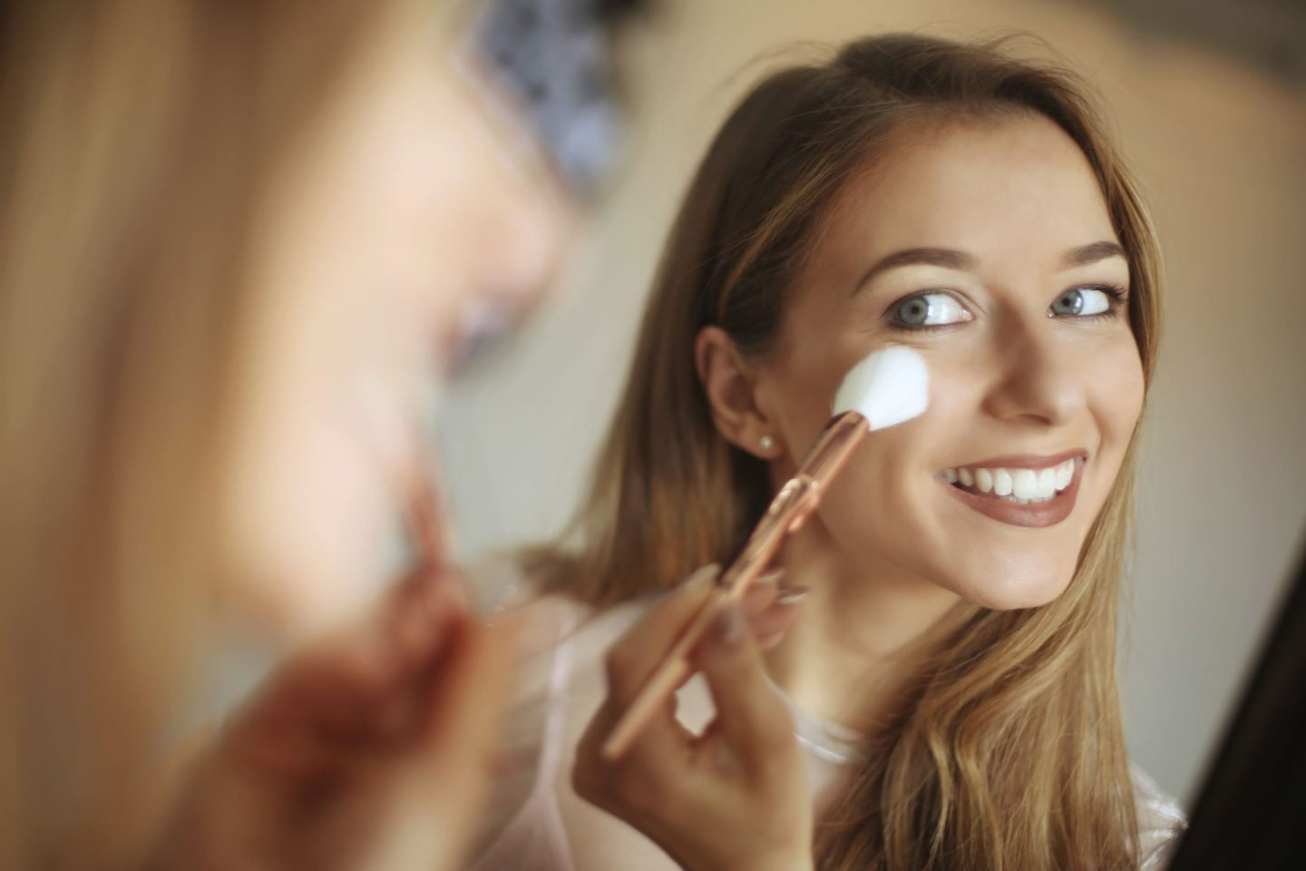 Eltoria on Confidence, Comparison and Redefining Beauty in the Digital Age