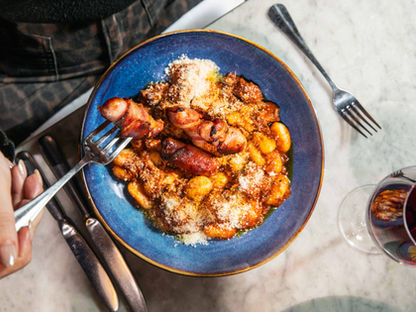 Soho’s 64 Old Compton Street Hands Out 100 Free Pigs in Blankets Ragu Portions This November