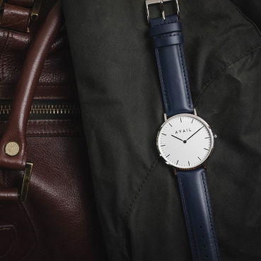 The Osma – White in Navy: A Statement in Precision and Style