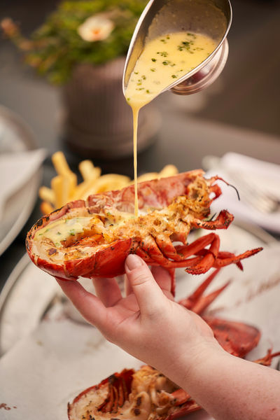 A Week of Claws and Champagne with Burger & Lobster