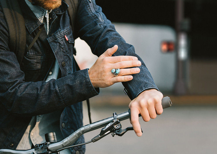 Style 2.0: Tech-Integrated Clothing