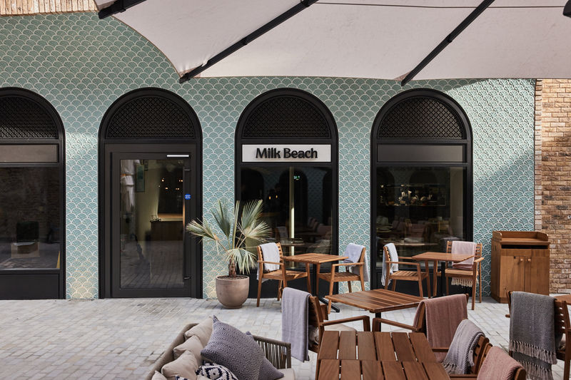 A Taste of the East Coast, Served in Soho: Milk Beach’s Sun-Drenched Summer Series