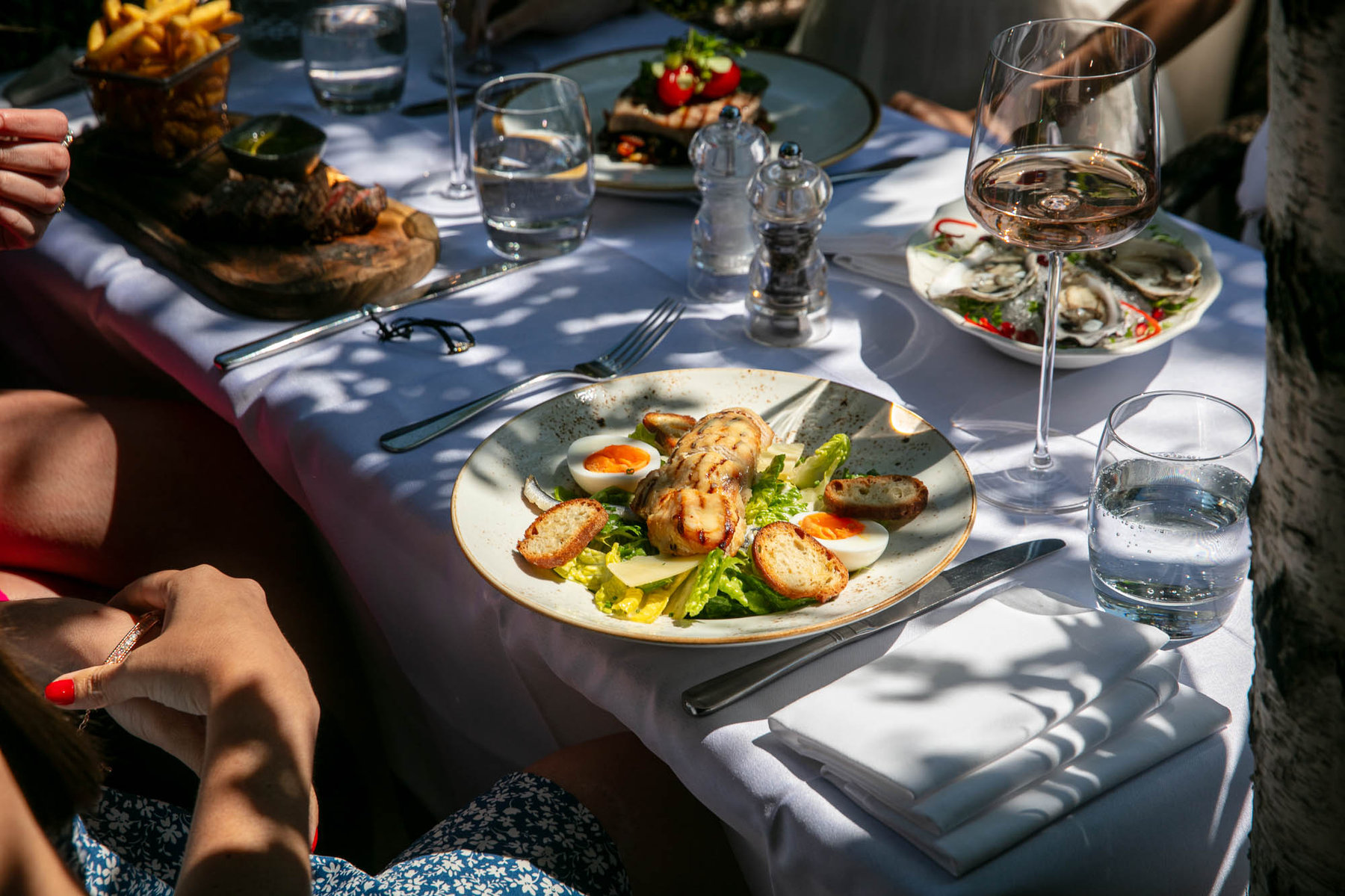 Canal Views & £1 Oysters: Alfresco Season Returns to Smith’s Bar & Grill